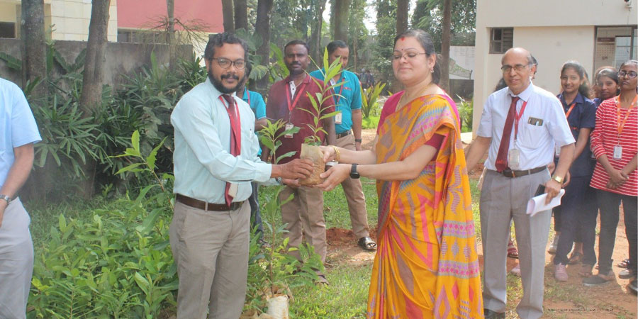 Plantation Drive - One Student One Tree - 2023