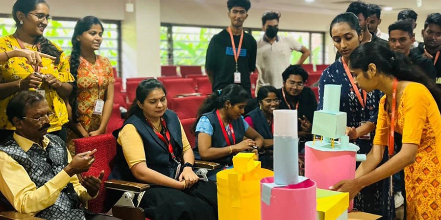 Club activity on Fun with science